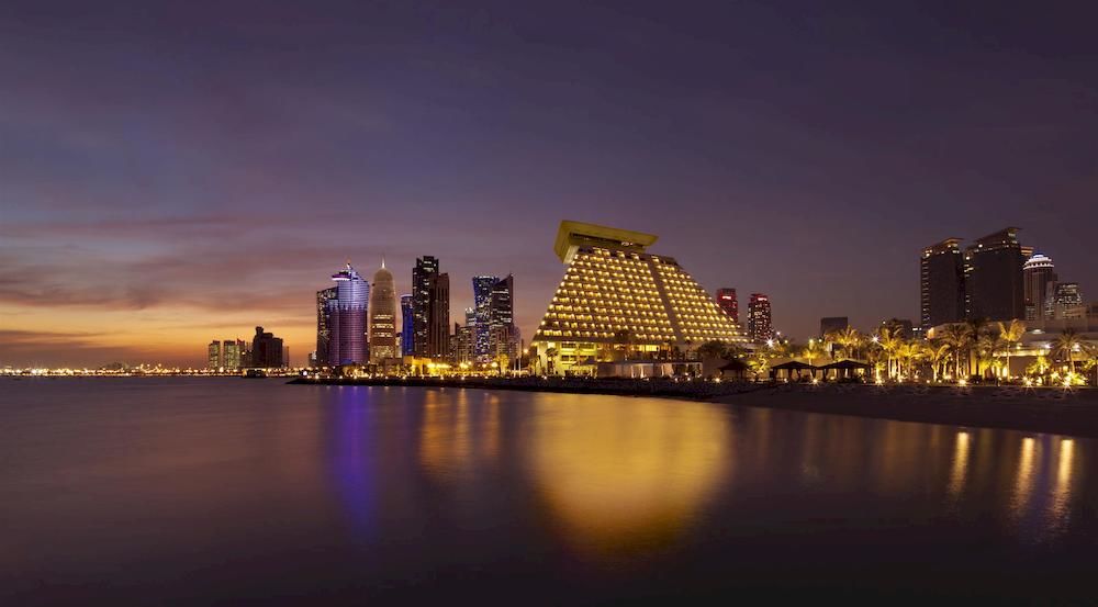 منتجع شيراتون الدوحة و فندق المؤتمرات Sheraton Doha Resort 